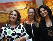 Michelle Magalhes, Rina Fontinelle  e Thina Cunha